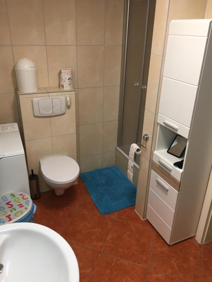 2-Zimmer-Wohnung In Stralsunds Altstadt ภายนอก รูปภาพ